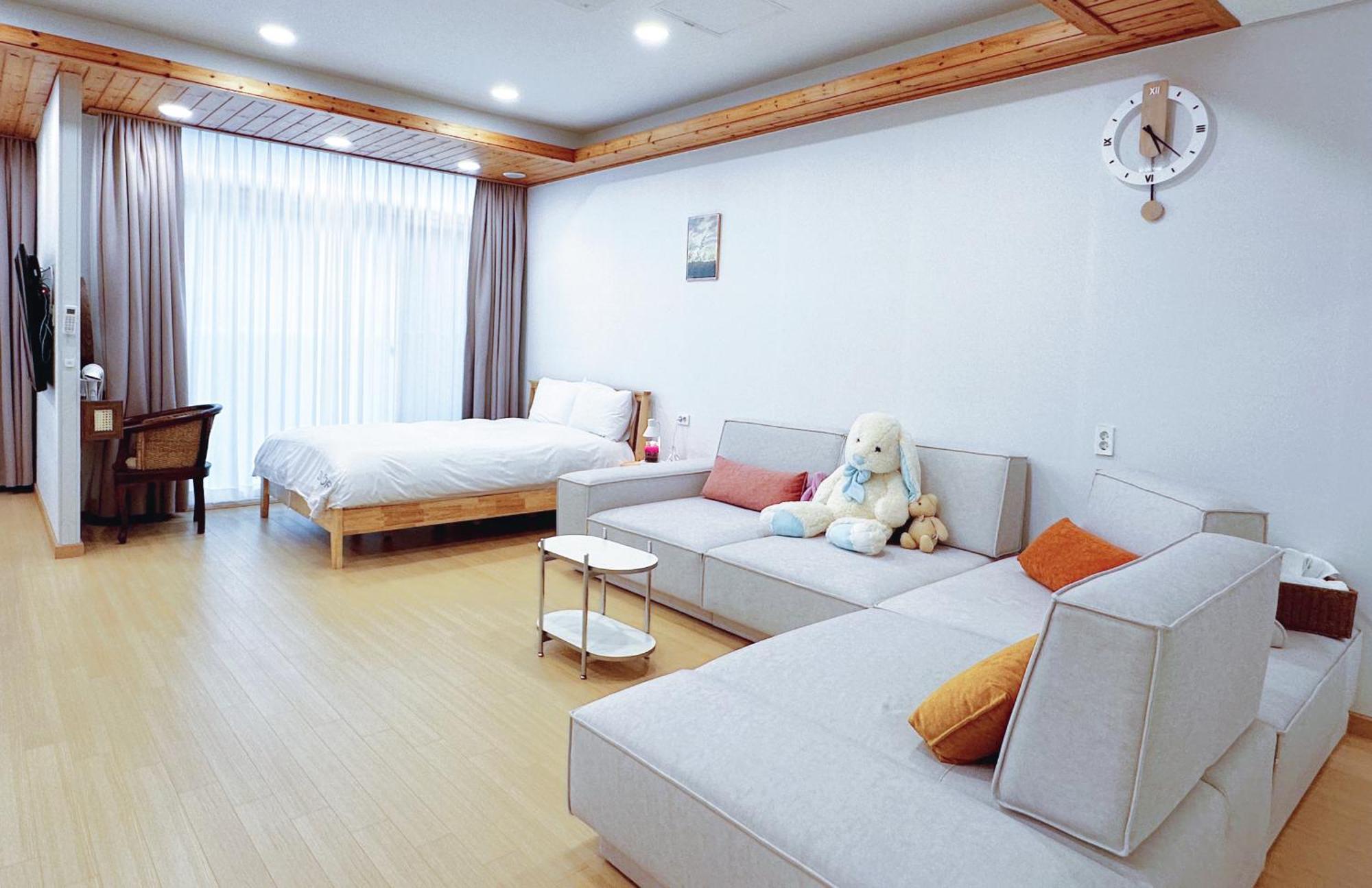 Zio Pinetree Hotel ยางยาง ภายนอก รูปภาพ