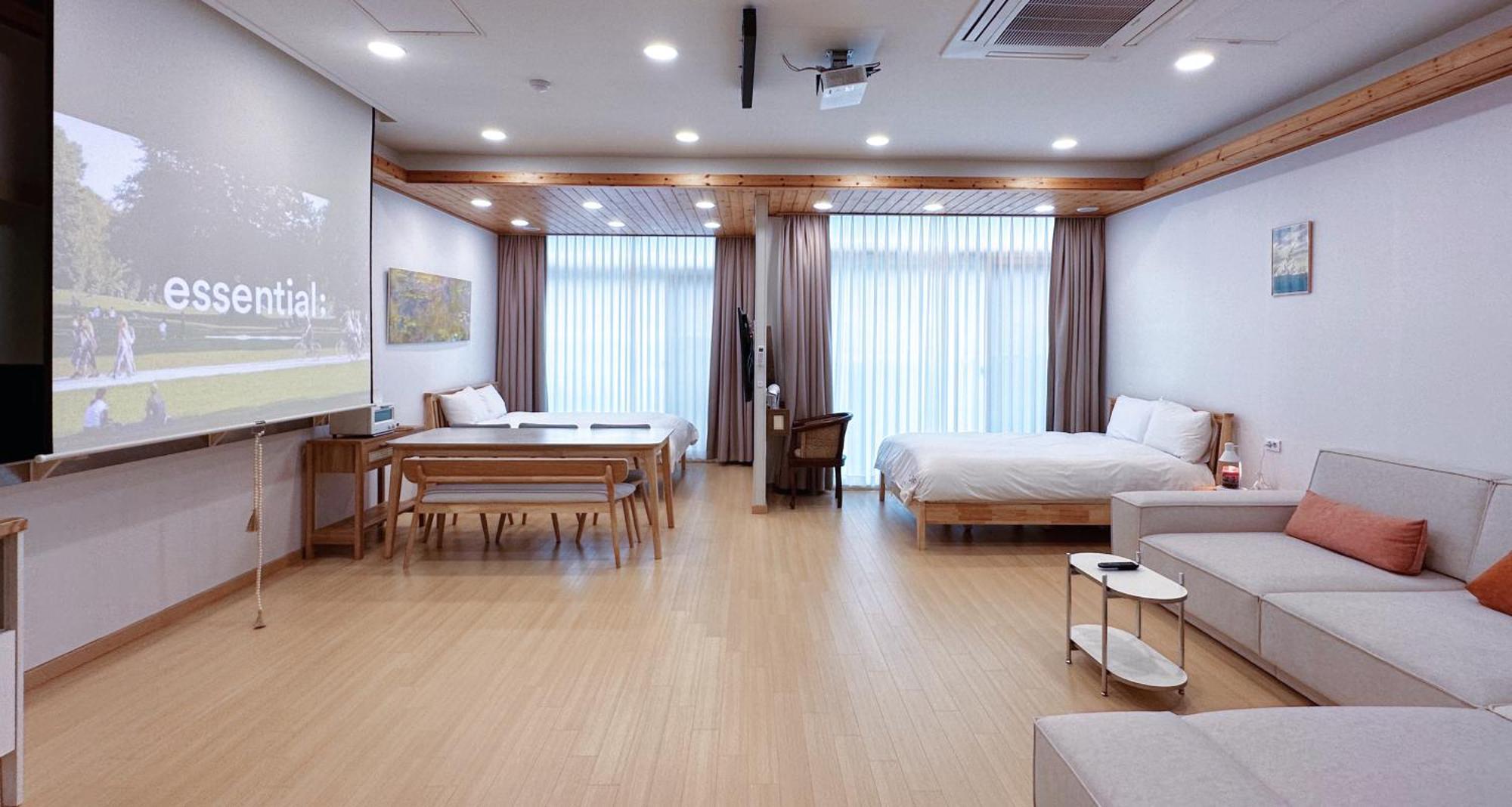 Zio Pinetree Hotel ยางยาง ภายนอก รูปภาพ